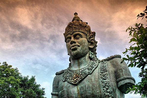  Garuda  Wisnu  Kencana  Cultural Park bali GolfLux